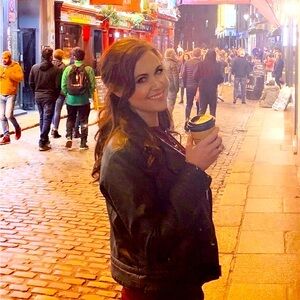 Meet your Posher, Courtney